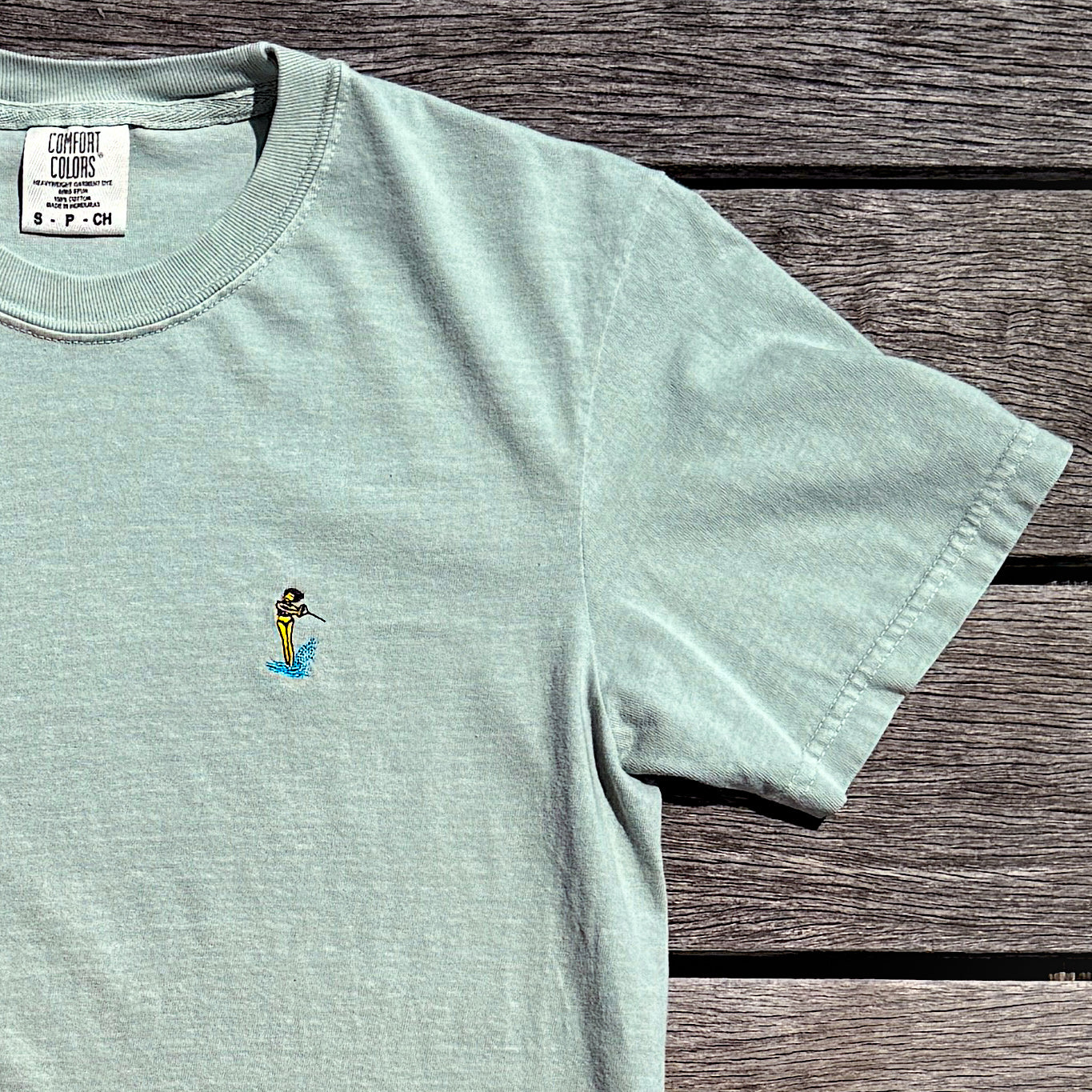 ski girl tee bay